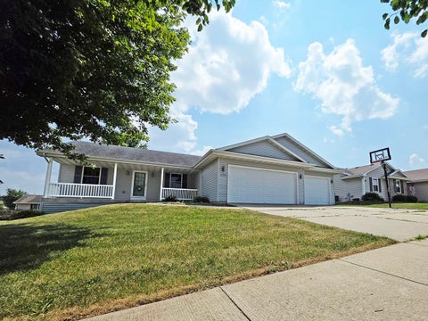 Photo of 4633 Overlook Drive, Milton, WI 53563 (MLS # 2028812)