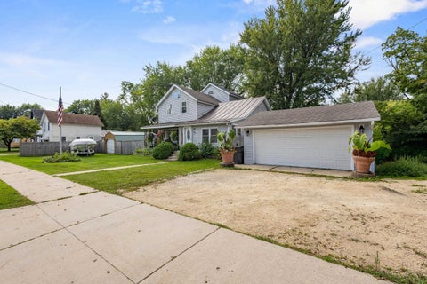 Photo of 117 S Main Street, Montello, WI 53949 (MLS # 2031916)