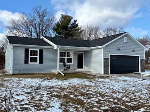 Photo of 207 Will Street, Rock Springs, WI 53961 (MLS # 2014069)