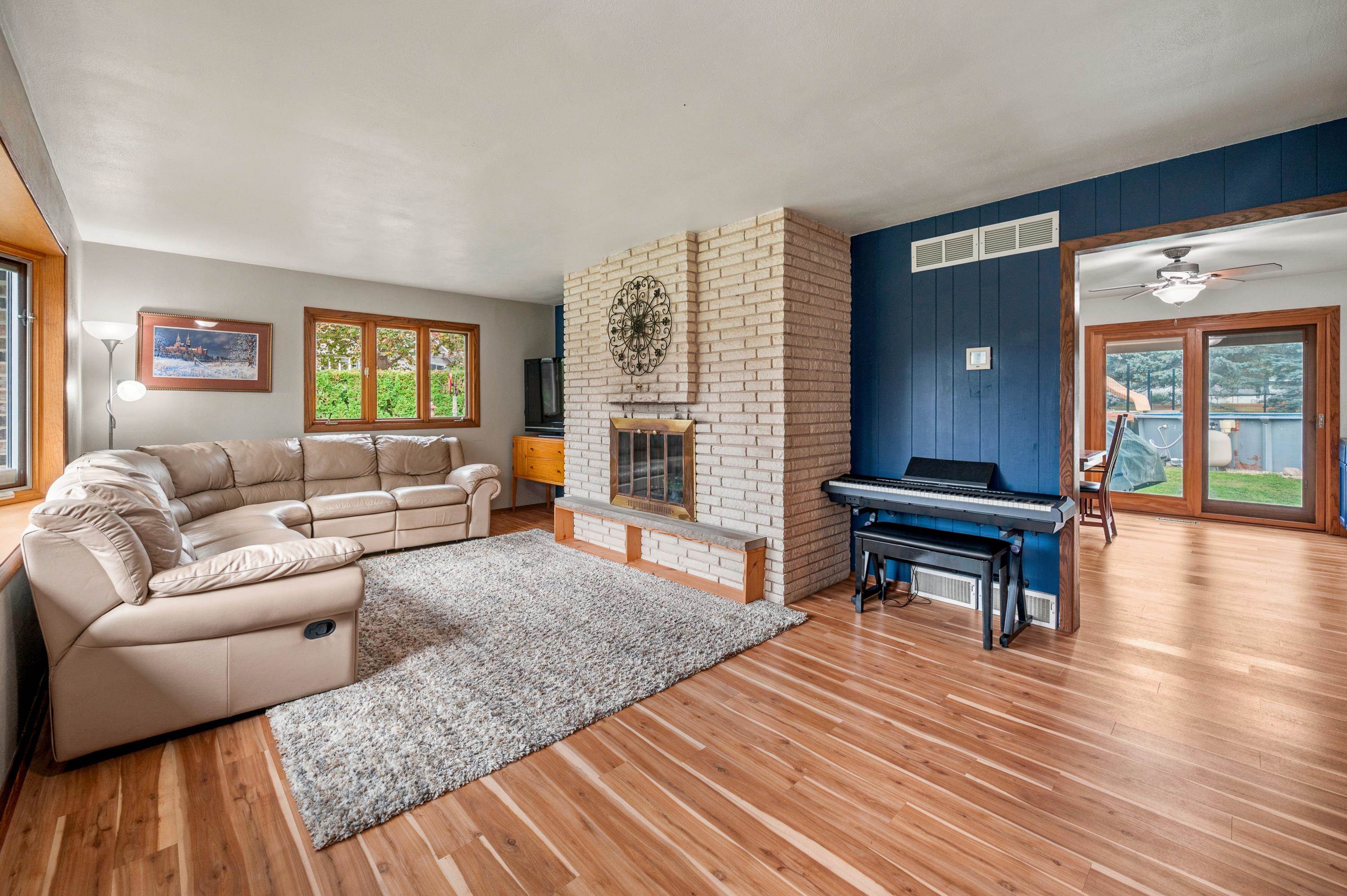 4889 High Chaparral Road
