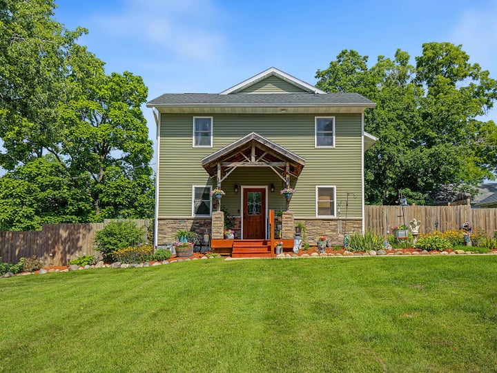 Photo 1 of 64 — 308 N Mechanic Street, Albany, WI 53502