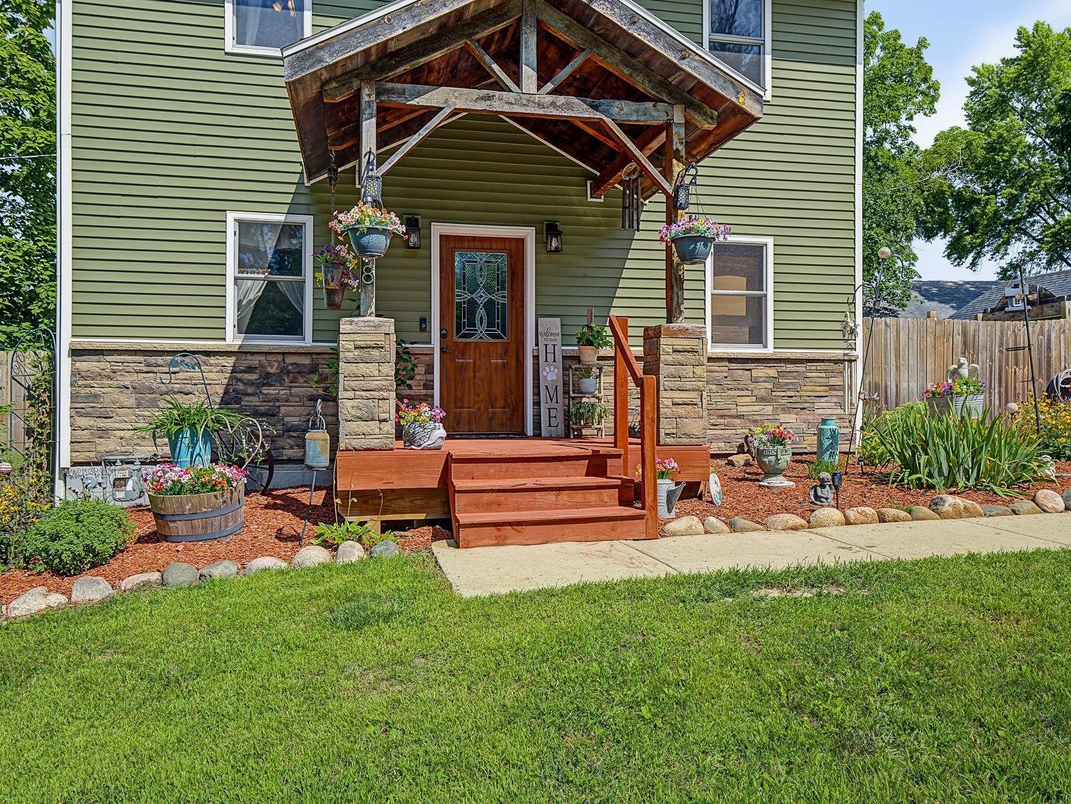 308 N Mechanic Street - Photo 2