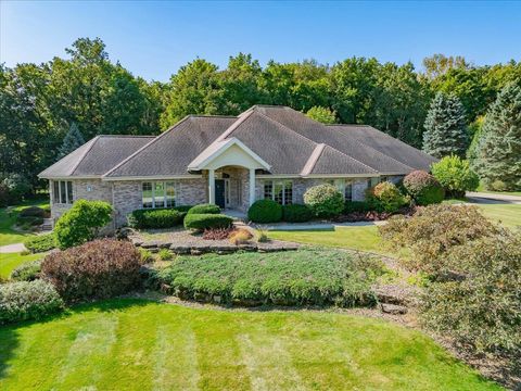 Photo of 3307 Saracen Way, Verona, WI 53593 (MLS # 2009758)