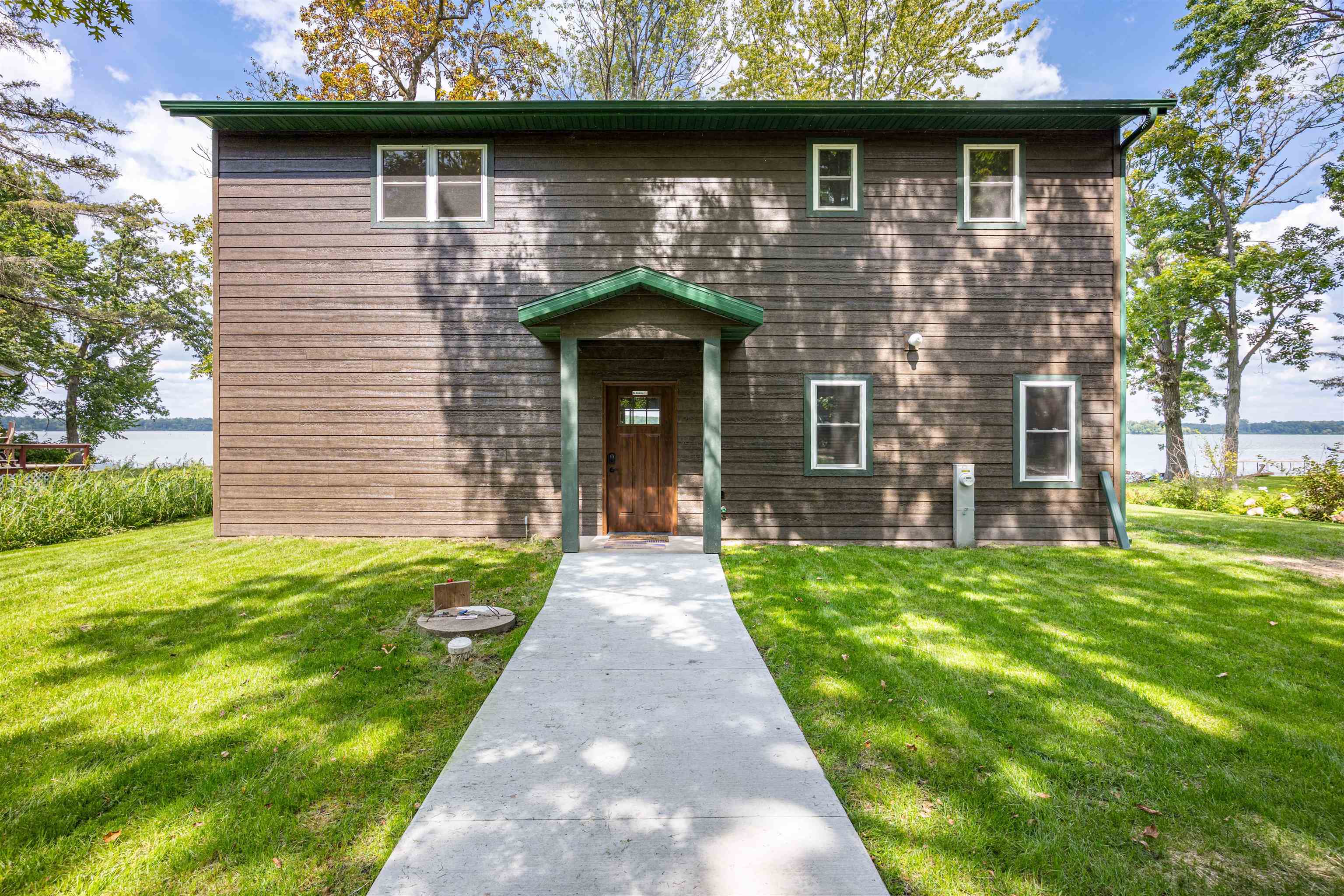 Briggsville, Wisconsin 53920, United States, 3 Bedrooms Bedrooms, ,2 BathroomsBathrooms,Residential,Active,203810