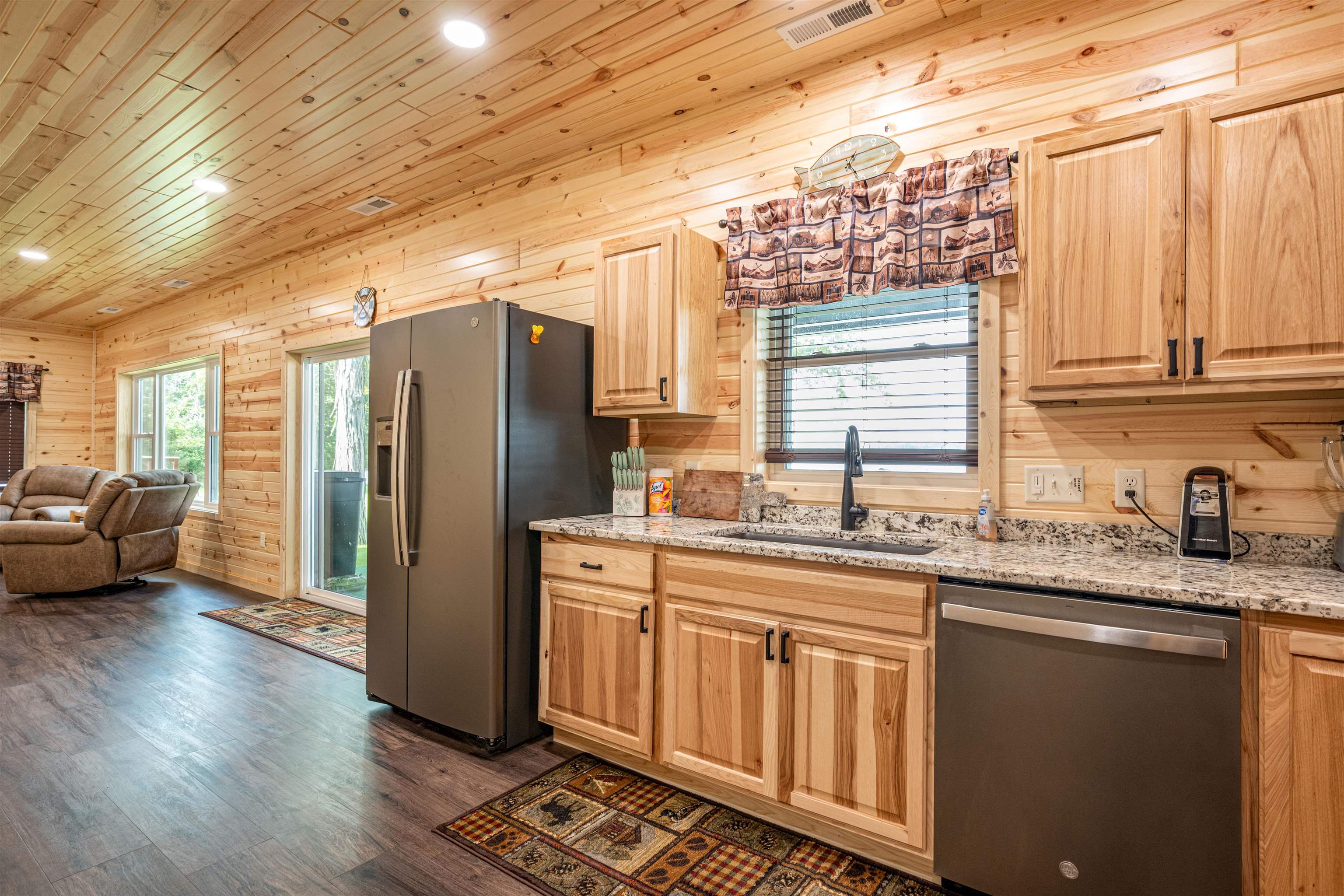 Briggsville, Wisconsin 53920, United States, 3 Bedrooms Bedrooms, ,2 BathroomsBathrooms,Residential,Active,203810