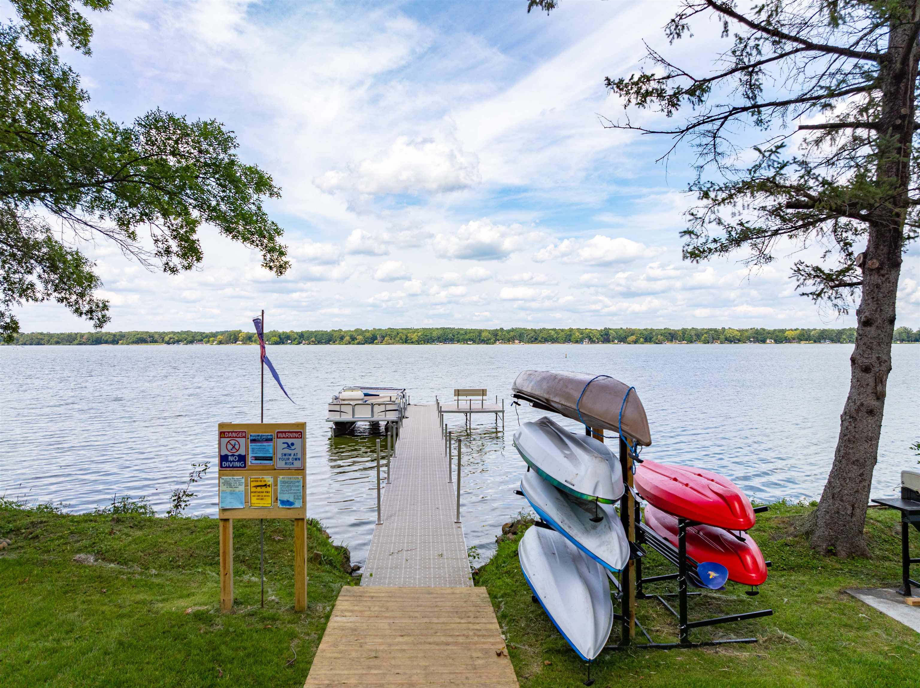 Briggsville, Wisconsin 53920, United States, 3 Bedrooms Bedrooms, ,2 BathroomsBathrooms,Residential,Active,203810