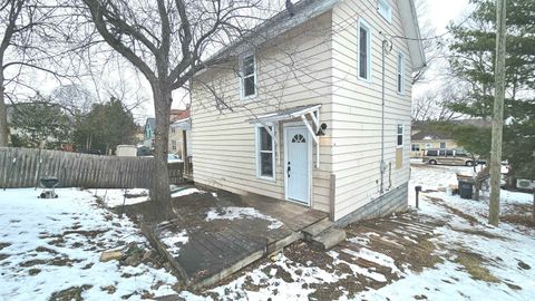 Photo of 416 Main Page Court, Stoughton, WI 53589 (MLS # 2016266)