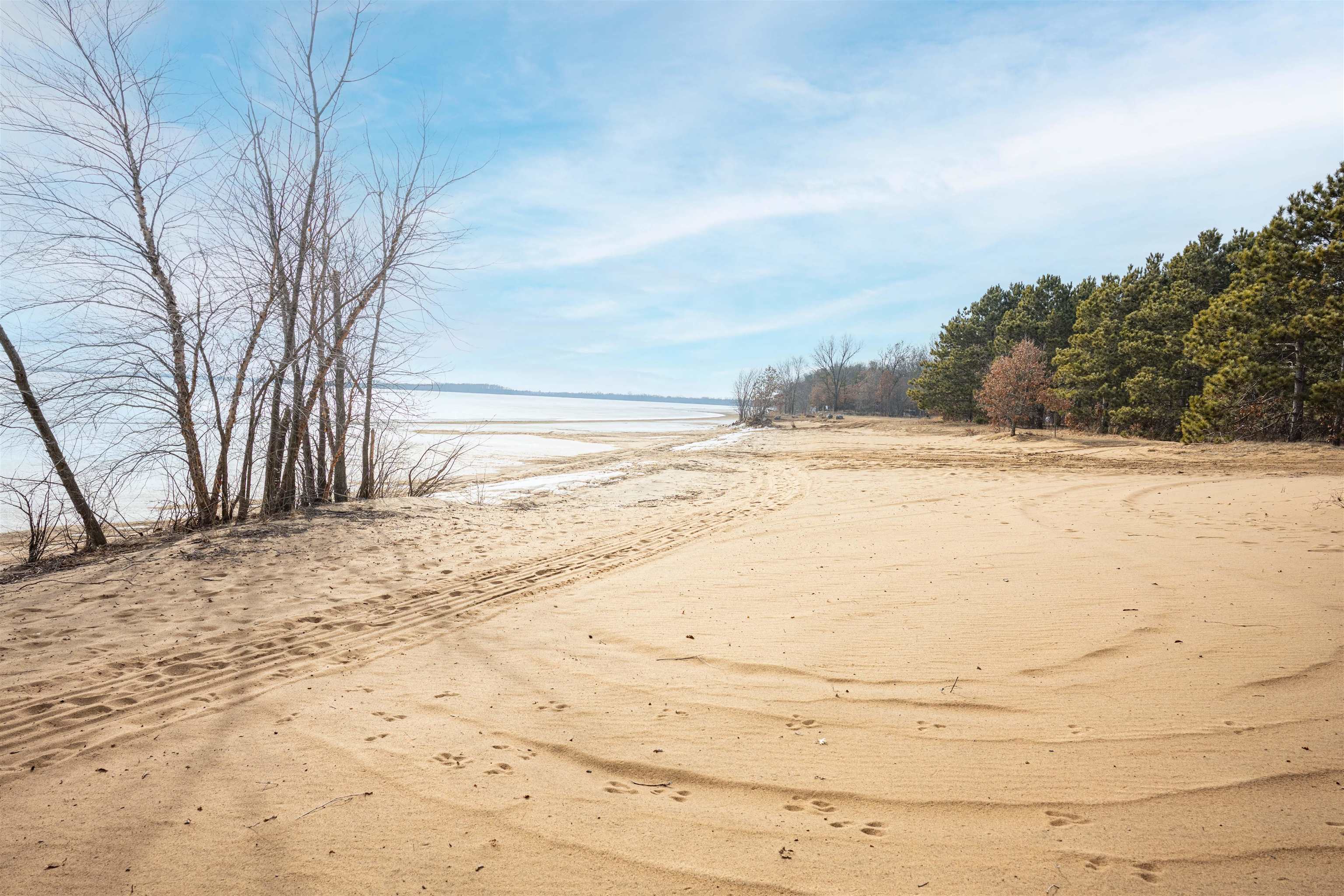 Necedah, Wisconsin 54646, United States, ,Land,Active,111388