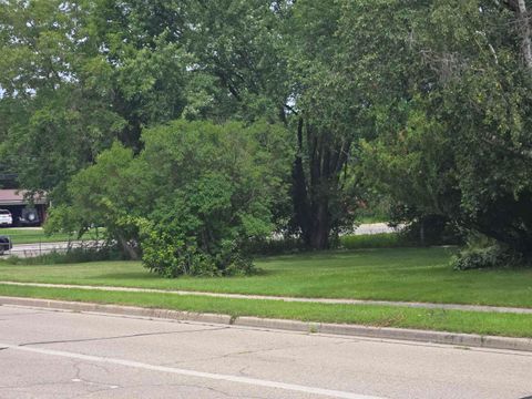 Tiny photo for 41 E Vista Boulevard, Markesan, WI 53946 (MLS # 1990329)