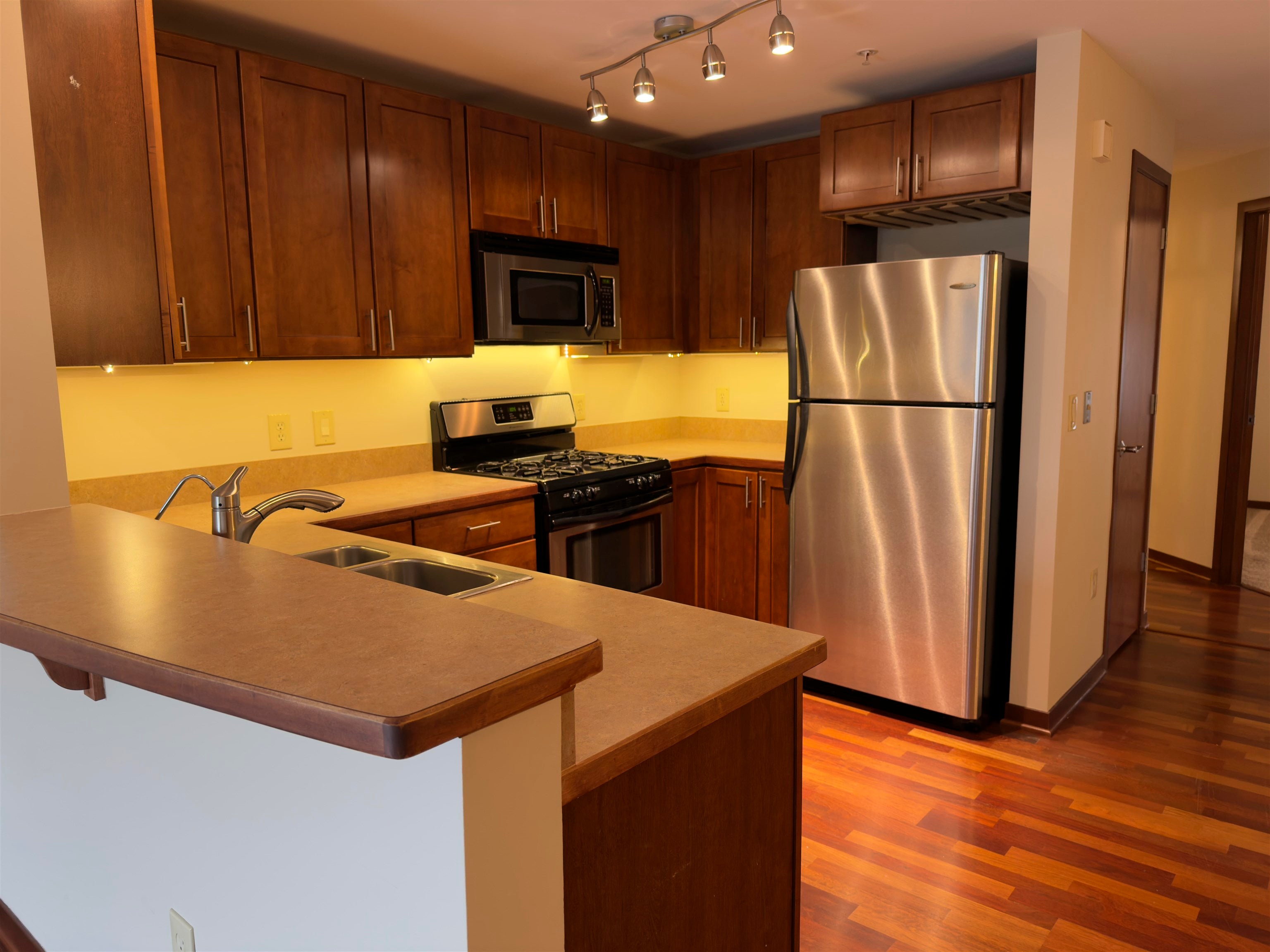333 W Mifflin Street 3160
