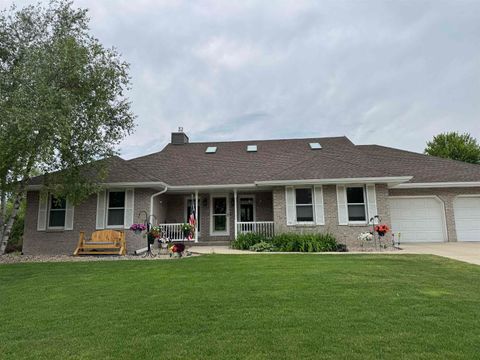 Photo of 847 Cambridge Drive, Janesville, WI 53548 (MLS # 2025304)