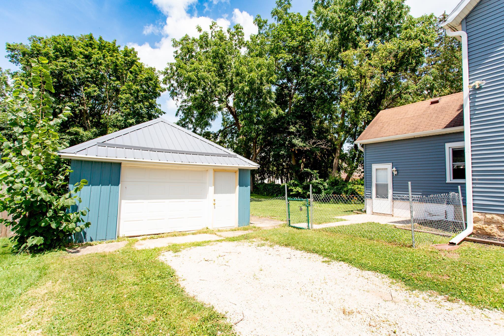 2109 16th Street - Photo 4