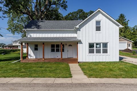 Photo of N561 Pleasant Street, Zenda, WI 53195 (MLS # 2020773)