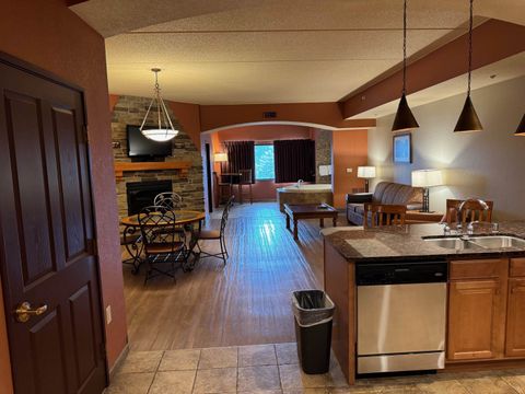 2411 River Road Unit 2415, Wisconsin Dells, WI 53965 - #: 1995365