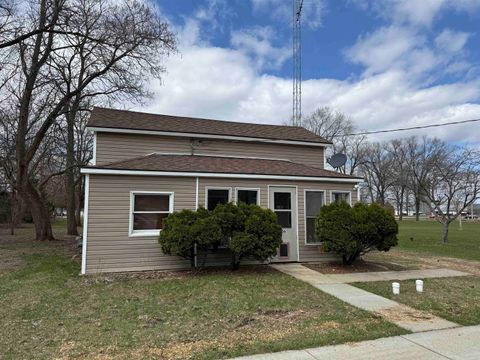 Photo of 106 N 2nd Street, Avoca, WI 53506 (MLS # 2020508)
