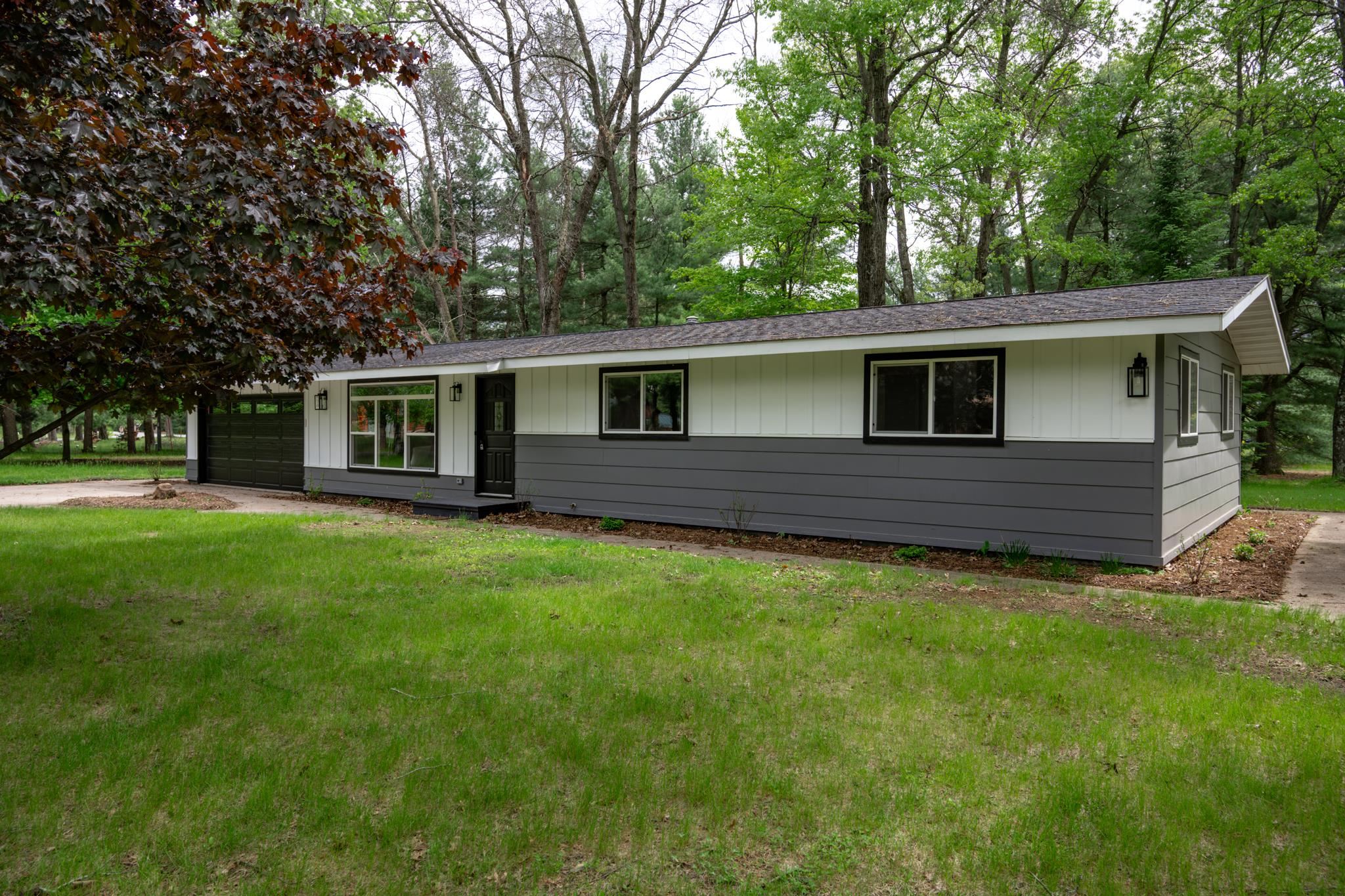 W5613 Cherokee Lane