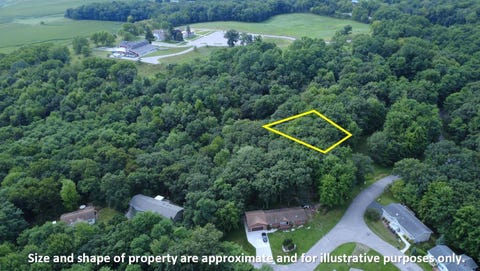 Photo of 13 Dakota Ridge Road, Baraboo, WI 53913 (MLS # 2030680)