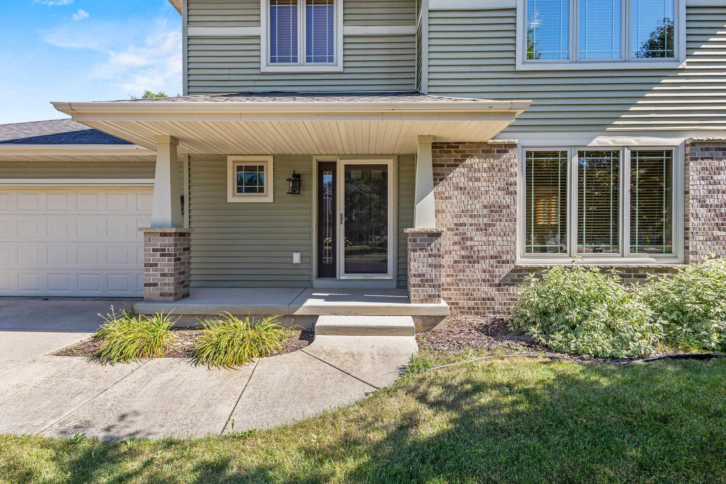 5224 Nannyberry Drive