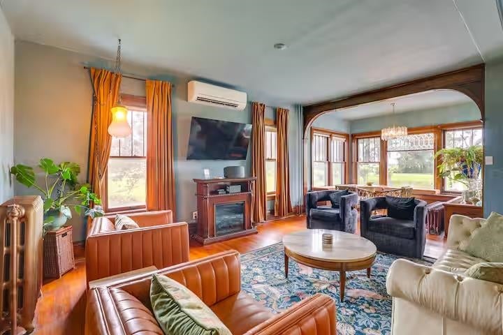 2749 Town Hall Rd, Mount Horeb, WI, 53572, USA, 5 Bedrooms Bedrooms, ,2 BathroomsBathrooms,Residential,Active,2749 Town Hall Rd,2025337