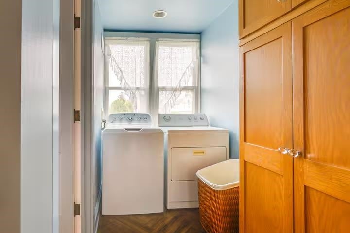 2749 Town Hall Rd, Mount Horeb, WI, 53572, USA, 5 Bedrooms Bedrooms, ,2 BathroomsBathrooms,Residential,Active,2749 Town Hall Rd,2025337