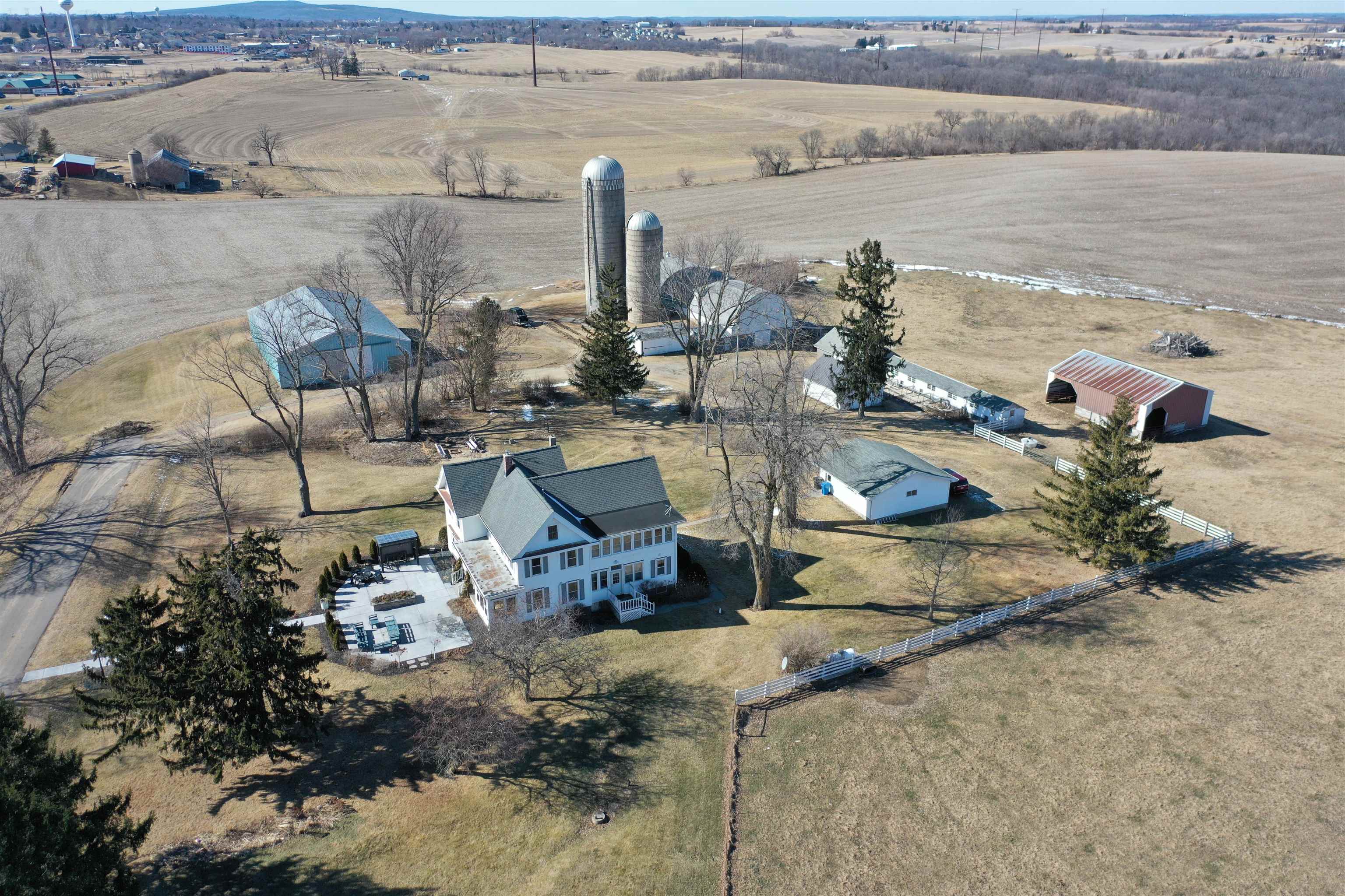 2749 Town Hall Rd, Mount Horeb, WI, 53572, USA, 5 Bedrooms Bedrooms, ,2 BathroomsBathrooms,Residential,Active,2749 Town Hall Rd,2025337