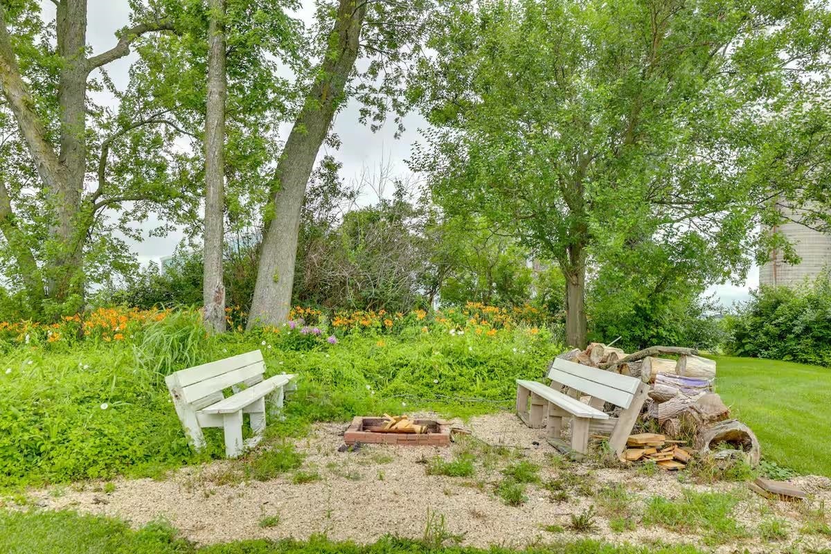 2749 Town Hall Rd, Mount Horeb, WI, 53572, USA, 5 Bedrooms Bedrooms, ,2 BathroomsBathrooms,Residential,Active,2749 Town Hall Rd,2025337