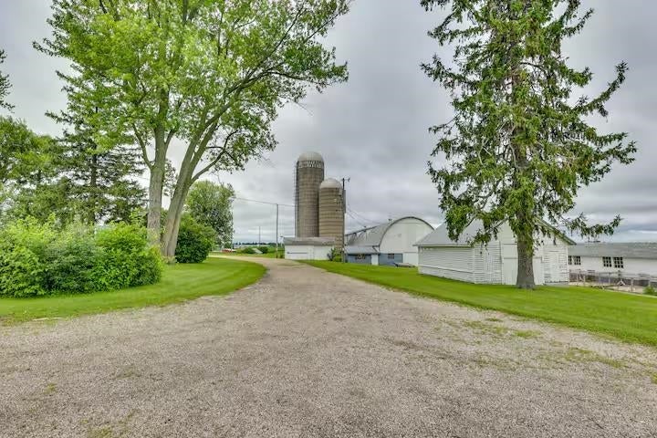2749 Town Hall Rd, Mount Horeb, WI, 53572, USA, 5 Bedrooms Bedrooms, ,2 BathroomsBathrooms,Residential,Active,2749 Town Hall Rd,2025337