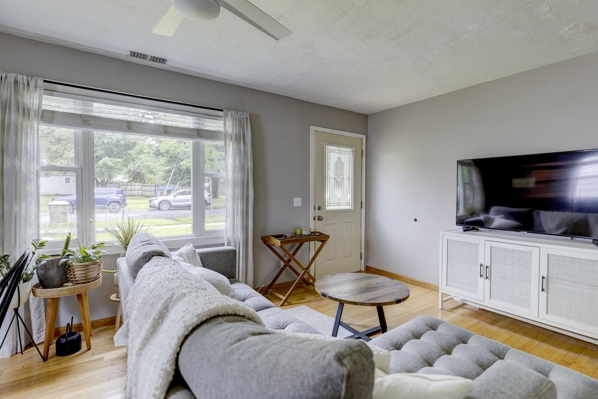 3409 Richard Street