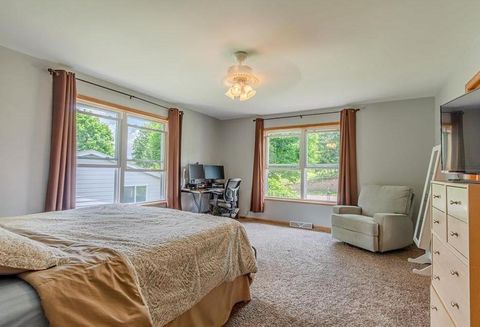 Tiny photo for 1916 Eastwood Way, Mount Horeb, WI 53572 (MLS # 2012698)