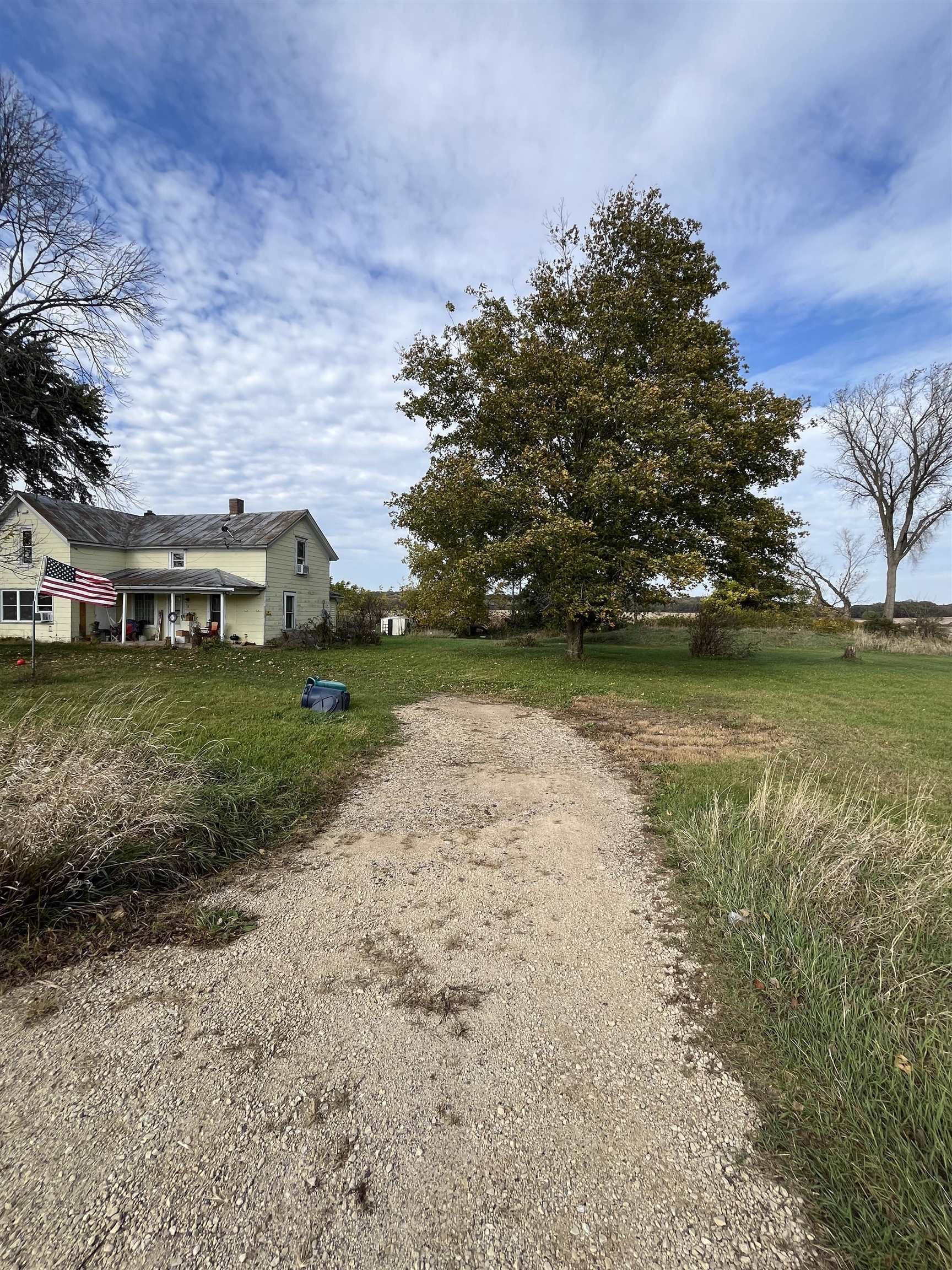 Baraboo, Wisconsin 53913, United States, 6 Bedrooms Bedrooms, ,3 BathroomsBathrooms,Residential,Active,230177