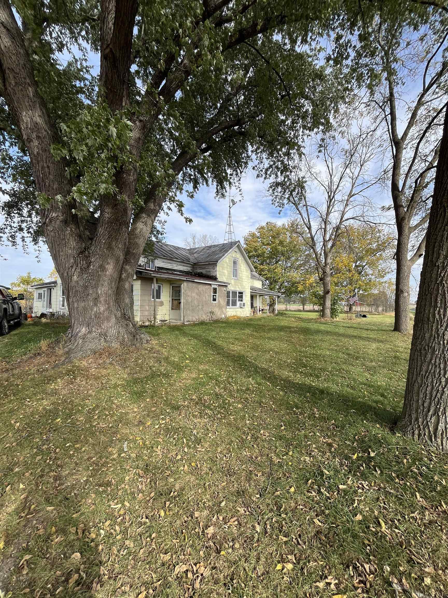 Baraboo, Wisconsin 53913, United States, 6 Bedrooms Bedrooms, ,3 BathroomsBathrooms,Residential,Active,230177