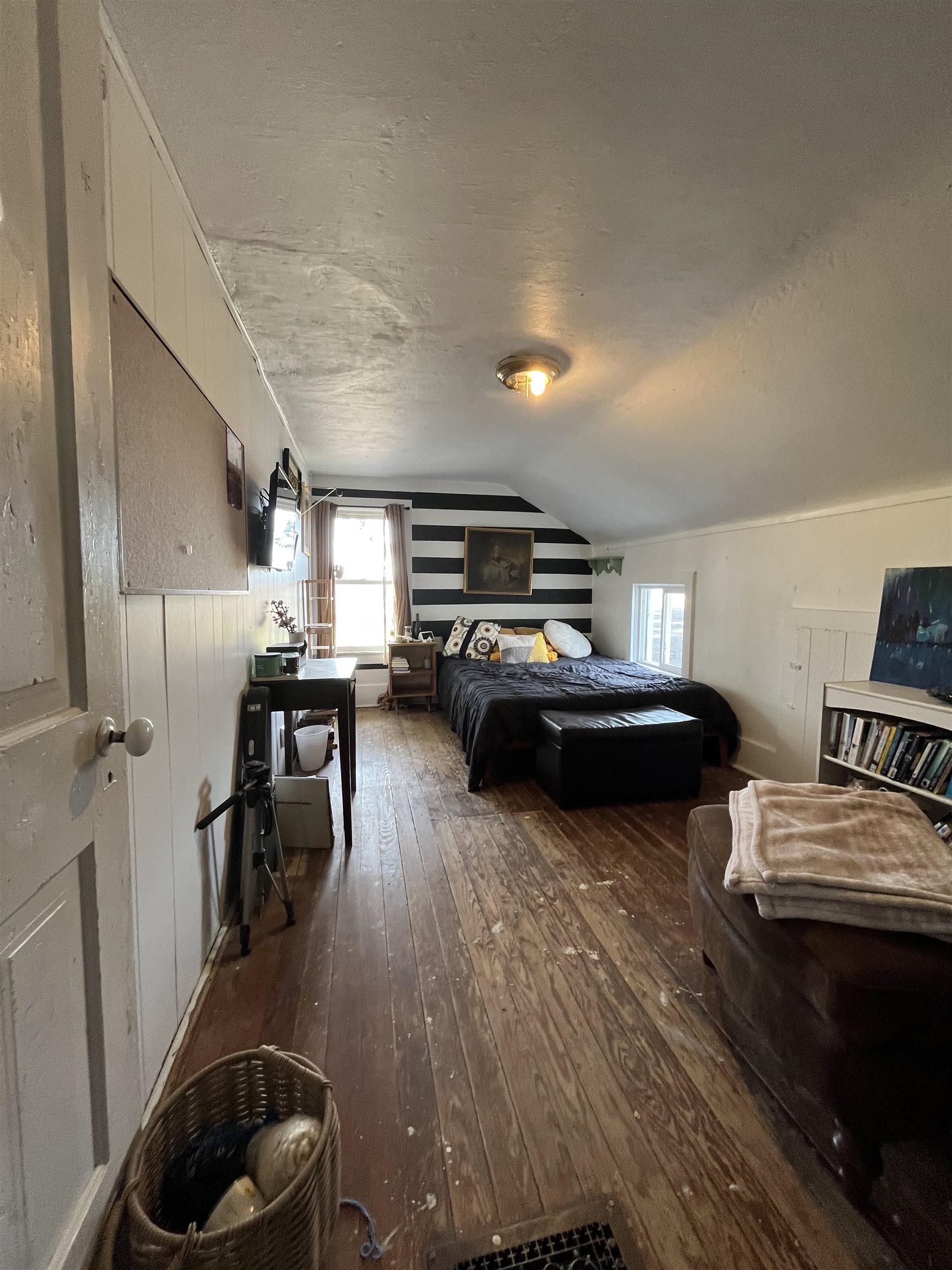 Baraboo, Wisconsin 53913, United States, 6 Bedrooms Bedrooms, ,3 BathroomsBathrooms,Residential,Active,230177