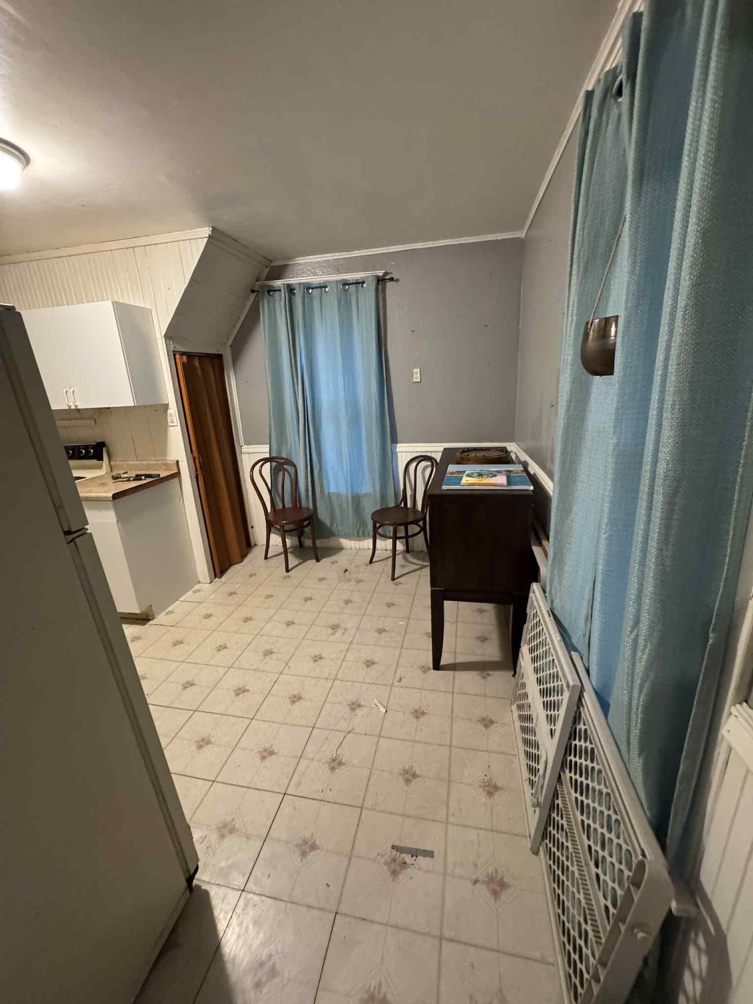 Baraboo, Wisconsin 53913, United States, 6 Bedrooms Bedrooms, ,3 BathroomsBathrooms,Residential,Active,230177