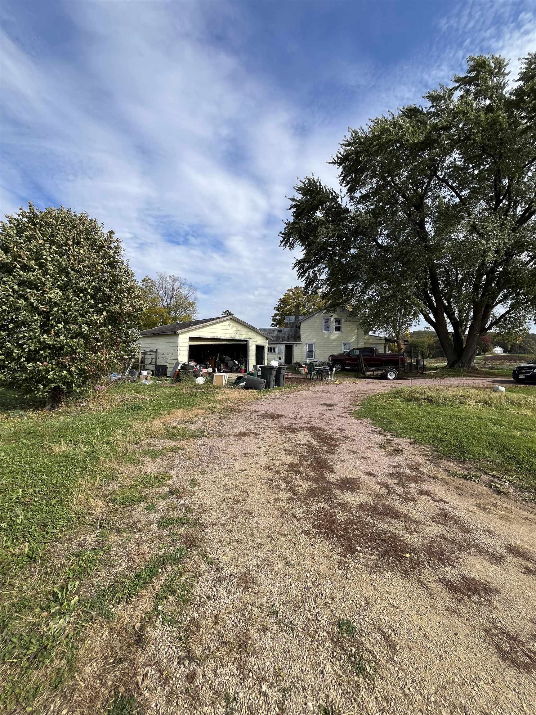 Baraboo, Wisconsin 53913, United States, 6 Bedrooms Bedrooms, ,3 BathroomsBathrooms,Residential,Active,230177