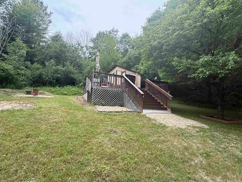 Photo of N4877 Oak Valley Lane, Elroy, WI 53929 (MLS # 2026413)