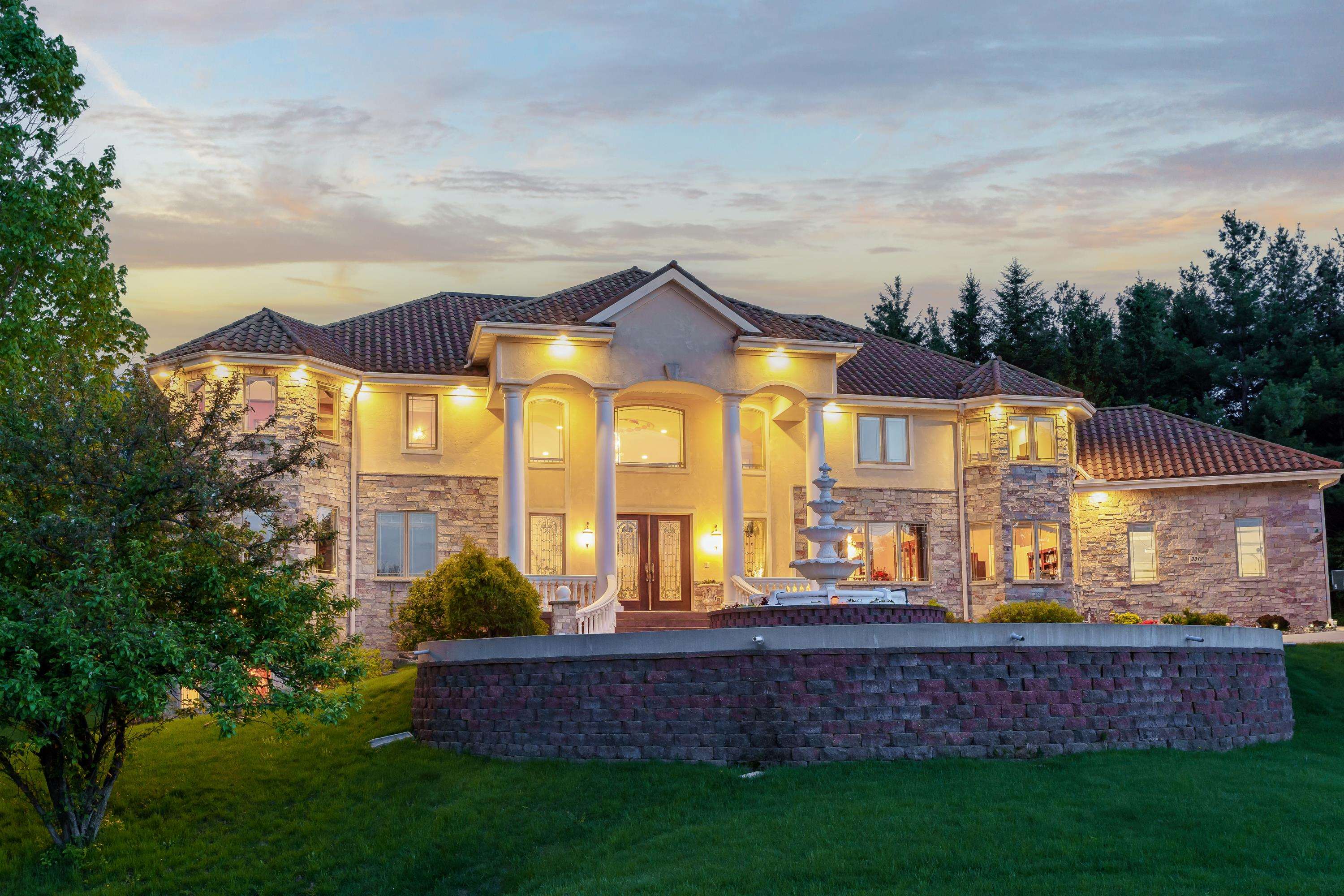 3319 Saracen Way