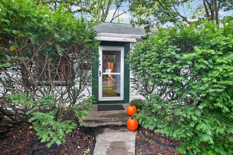 Photo of 4125 Winnemac Avenue, Madison, WI 53711 (MLS # 2033322)