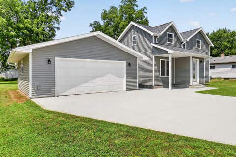 Photo of 637 Lewellen Street, Marshall, WI 53559 (MLS # 2030318)