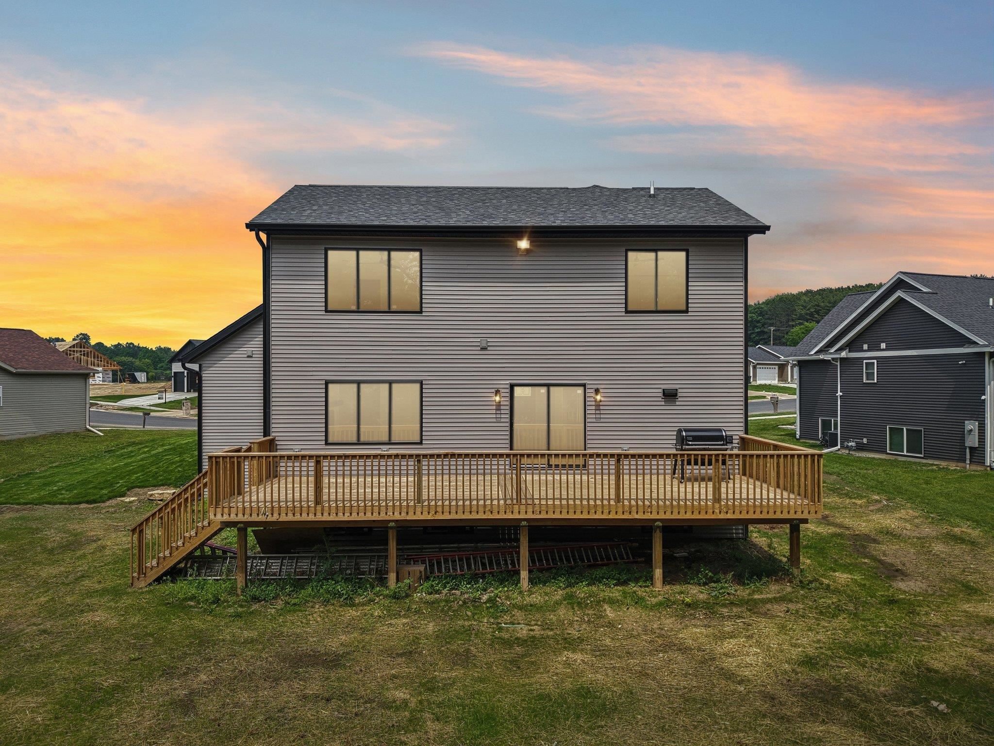 Reedsburg, Wisconsin 53959, United States, 3 Bedrooms Bedrooms, ,3 BathroomsBathrooms,Residential,Active,152263