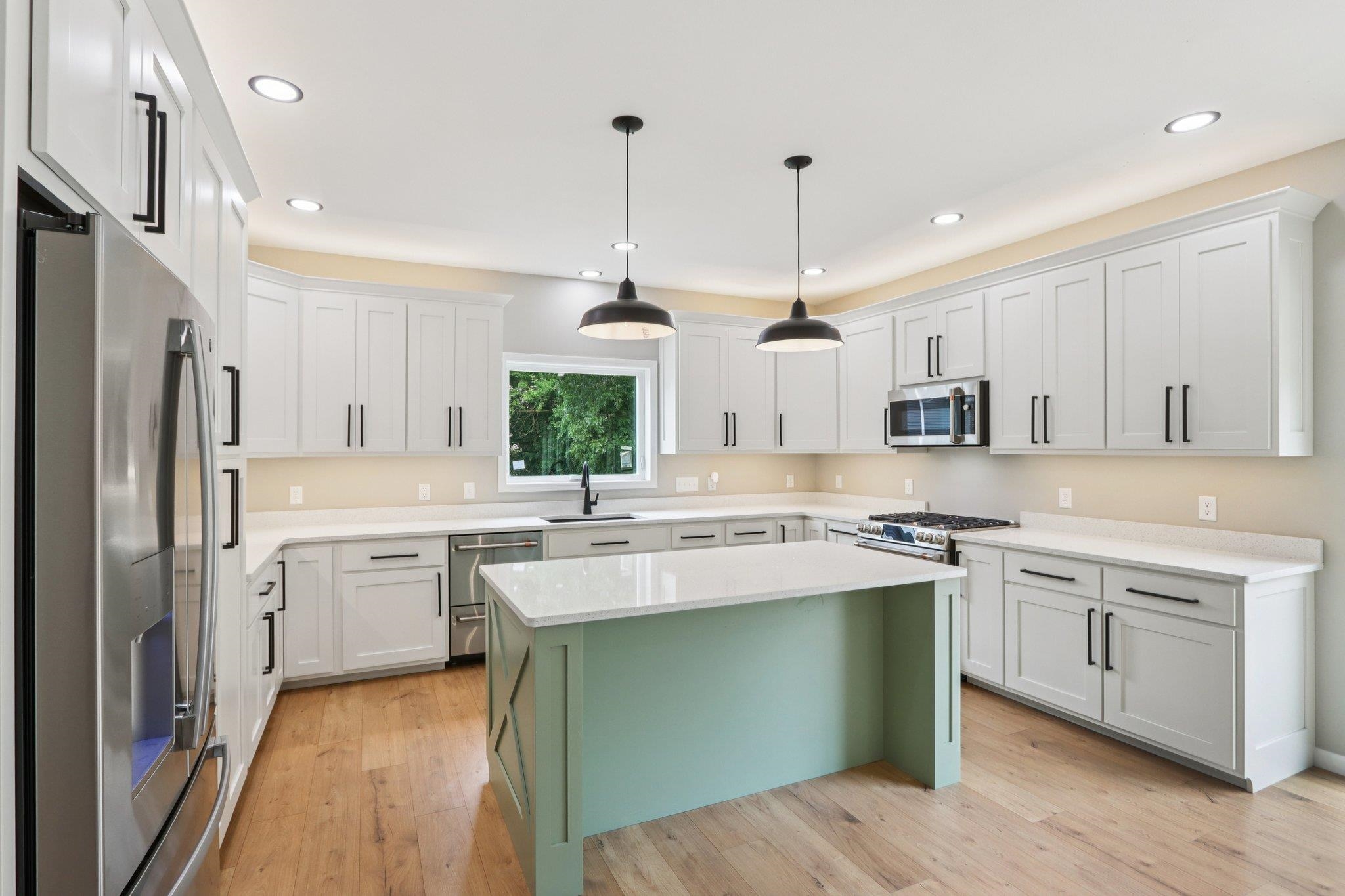 Reedsburg, Wisconsin 53959, United States, 3 Bedrooms Bedrooms, ,3 BathroomsBathrooms,Residential,Active,152263