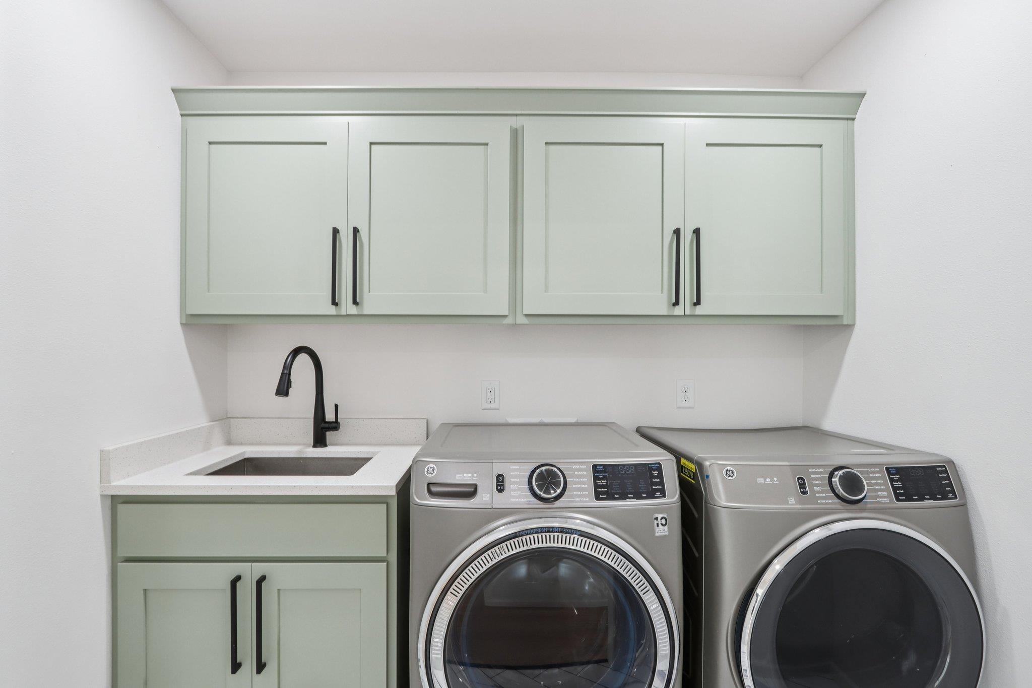 Reedsburg, Wisconsin 53959, United States, 3 Bedrooms Bedrooms, ,3 BathroomsBathrooms,Residential,Active,152263