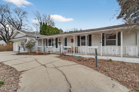 Photo of 502 Nichols Road, Monona, WI 53716 (MLS # 2020278)