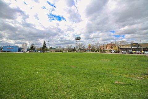 Photo of 127 S Blackhawk Boulevard, South Beloit, IL 61080 (MLS # 1906729)