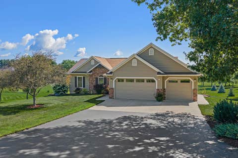 Photo of S2932 Golf Course Road, Reedsburg, WI 53959 (MLS # 2030908)