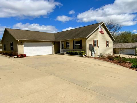 Photo of 380 W Sunset Drive, Milton, WI 53563 (MLS # 2022032)