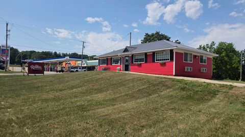 Photo of 130 W Follett Drive, Coloma, WI 54930 (MLS # 2028615)