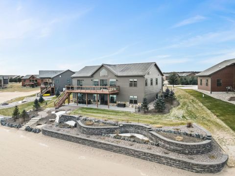 Photo of N8620 N Log Cabin Court, New Lisbon, WI 53950 (MLS # 2013346)