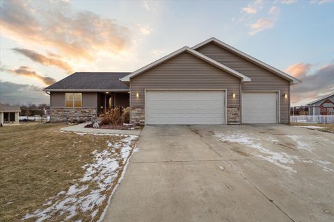 253 Noahs Court, Evansville, WI 53536 - #: 1991961