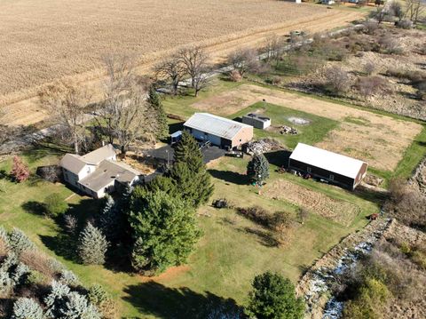 Photo of 12138 E L J Townline Road, Whitewater, WI 53190 (MLS # 2012402)