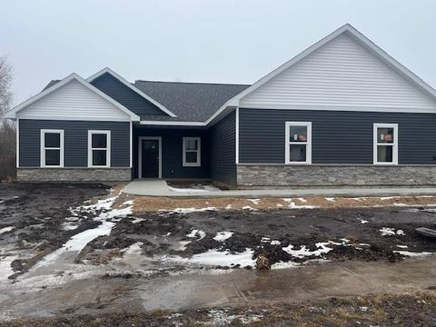 Photo of 190 Deerrun Drive, Fall River, WI 53932 (MLS # 2014518)